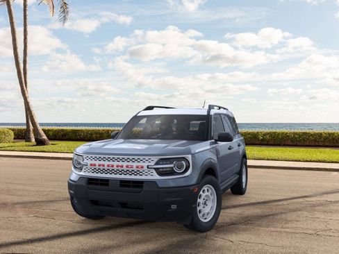 New 2025 Ford Bronco Sport Heritage w/ Convenience Package AWD/4WD image 2