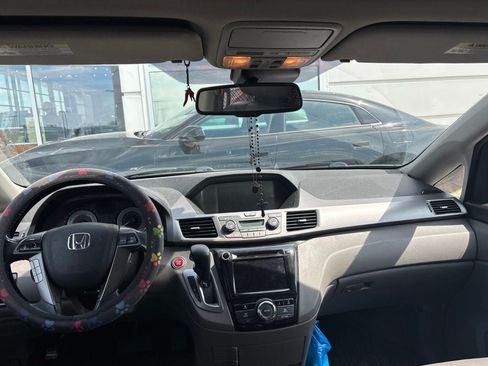 Used 2015 Honda Odyssey EX-L image 19