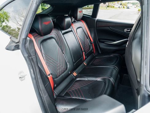 Used 2021 Aston Martin DBX image 45