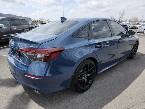 Used 2025 Honda Civic Sport image 16