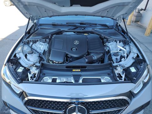 Used 2025 Mercedes-Benz E 350 Sedan image 53