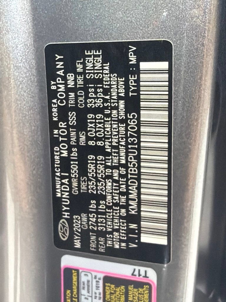 Used 2023 Genesis GV70 2.5T w/ Advanced Package AWD/4WD image 14