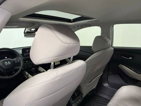 Used 2025 Honda Accord SE image 33