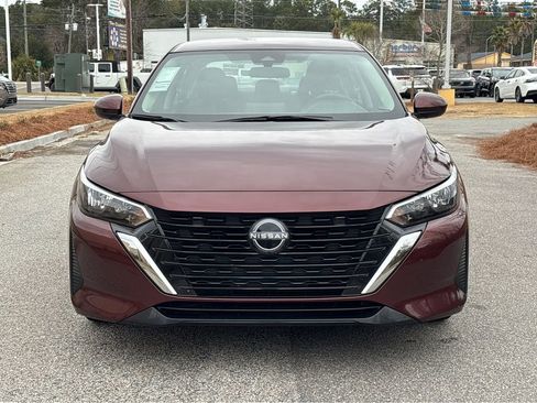 Used 2022 Nissan Sentra SV FWD image 2