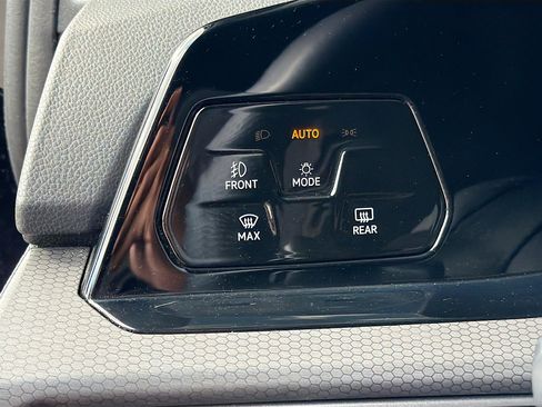 Used 2024 Volkswagen GTI S image 29