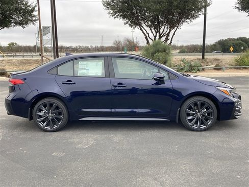 New 2026 Toyota Corolla SE image 4