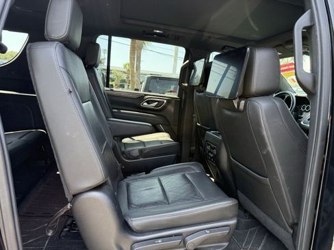 Used 2021 Chevrolet Suburban Z71 w/ Rear Media and Nav Package AWD/4WD image 35