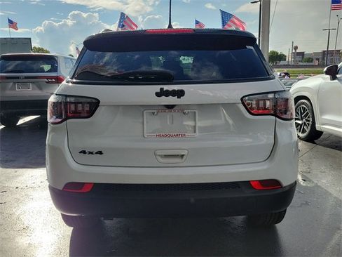Used 2023 Jeep Compass Altitude image 7