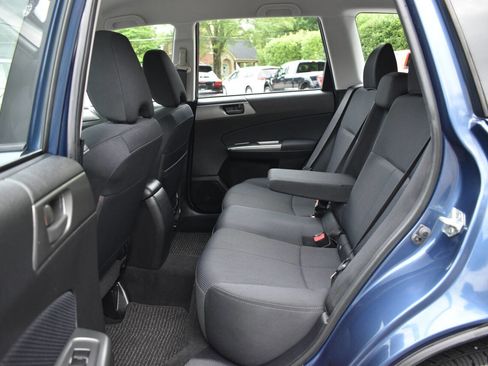 Used 2011 Subaru Forester 2.5X w/ Alloy Wheel Value Pkg AWD/4WD image 9