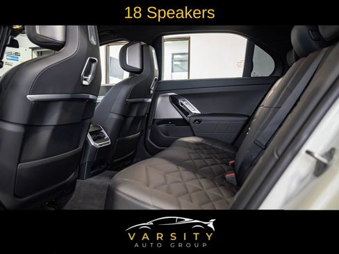 Used 2025 BMW 740i image 12