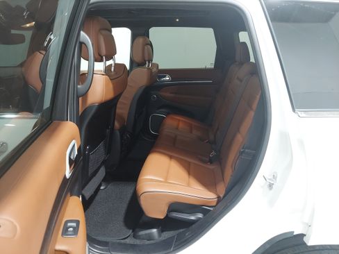 Used 2021 Jeep Grand Cherokee Summit image 16