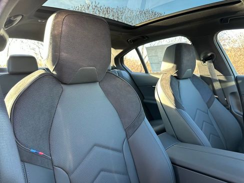 New 2026 BMW 530i xDrive w/ M Sport Package image 28