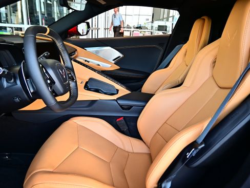 Used 2023 Chevrolet Corvette Stingray Preferred Cpe w/ 2LT image 13