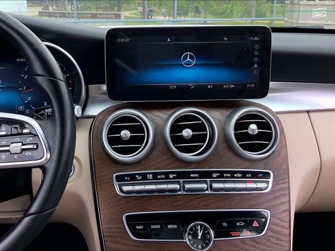 Used 2021 Mercedes-Benz C 300 Sedan image 7