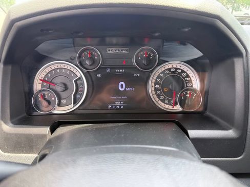 Used 2017 RAM 1500 Big Horn AWD/4WD image 18