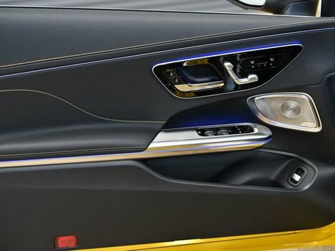 Used 2026 Mercedes-Benz CLE 53 AMG 4MATIC Cabriolet image 21