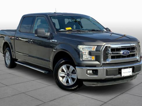 Used 2015 Ford F150 XLT w/ Equipment Group 301A Mid RWD image 3