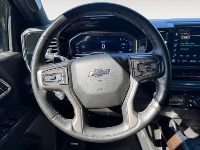 Used 2024 Chevrolet Silverado 1500 High Country w/ Midnight Edition AWD/4WD image 17