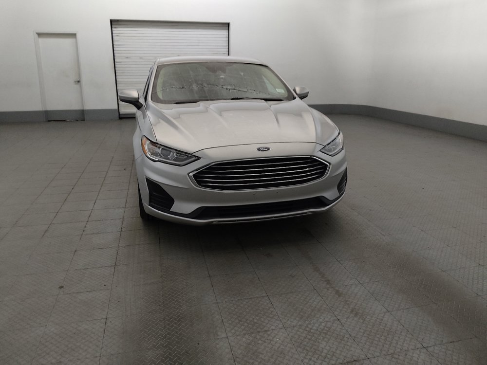 Used 2019 Ford Fusion SE FWD image 14