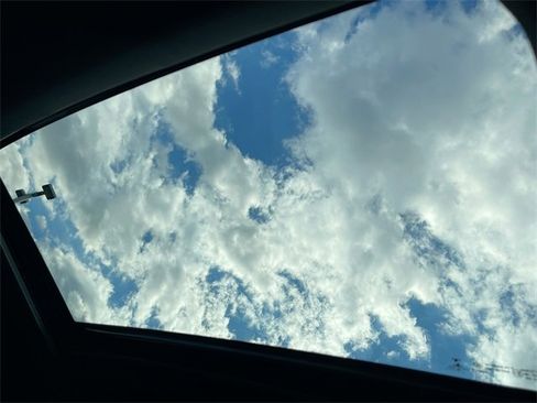 Certified 2020 GMC Sierra 1500 AT4 w/ AT4 Premium Package image 19