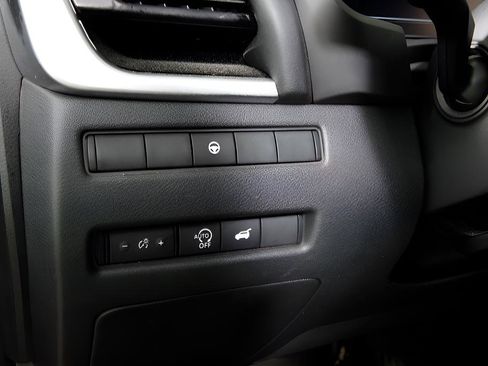 Used 2024 Nissan Rogue SL w/ SL Premium Package FWD image 32