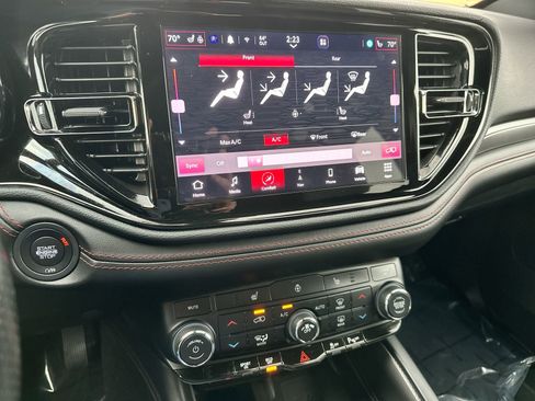 Used 2024 Dodge Durango R/T w/ Blacktop Package image 19