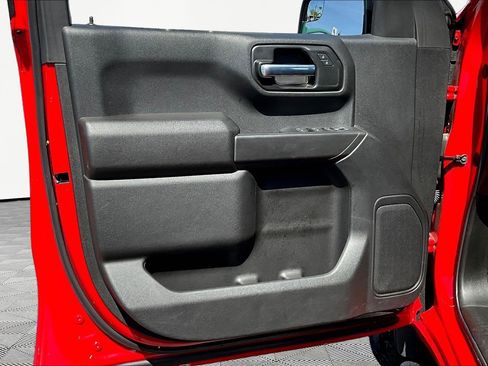 Used 2025 Chevrolet Silverado 1500 Custom Trail Boss AWD/4WD image 17