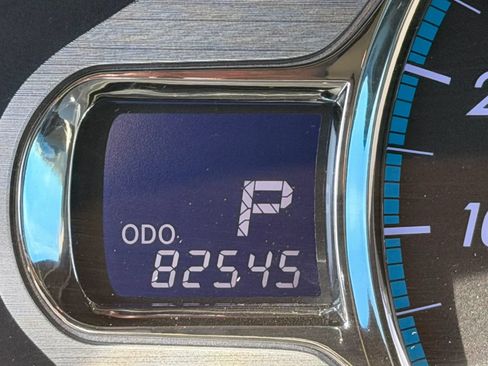 Used 2011 Toyota Sienna XLE AWD/4WD image 28