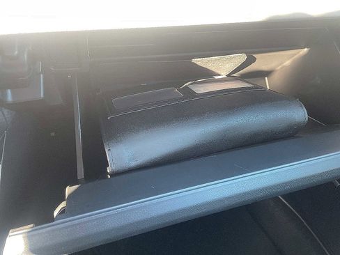 Used 2022 Subaru Forester Limited image 24