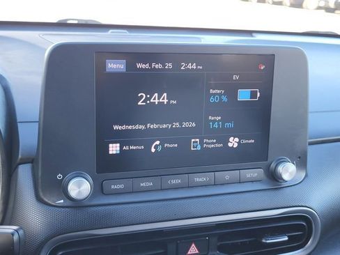 Used 2023 Hyundai Kona SE w/ Cargo Package image 16