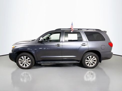 Used 2016 Toyota Sequoia Limited w/ Safety & Convenience Package image 4