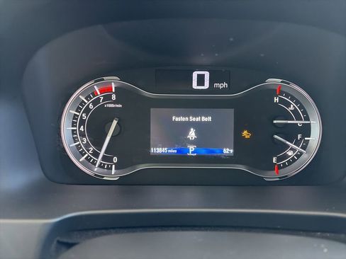 Used 2016 Honda Pilot Touring image 17