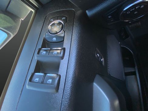 Used 2017 Ford F150 XLT w/ Equipment Group 302A Luxury AWD/4WD image 21