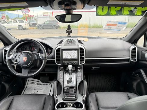 Used 2012 Porsche Cayenne S AWD/4WD image 24