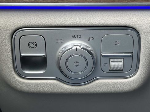 Certified 2025 Mercedes-Benz GLE 350 4MATIC image 24