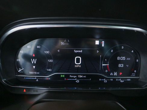 Used 2023 GMC Yukon SLT AWD/4WD image 16
