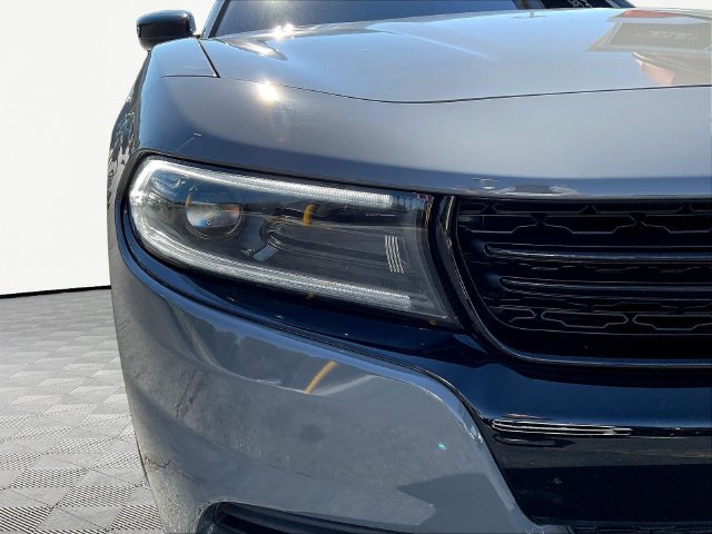 Used 2023 Dodge Charger SXT w/ Blacktop Package RWD image 33