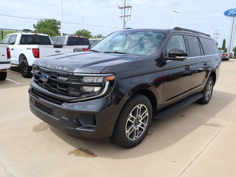 New 2026 Ford Expedition Max Active AWD/4WD image 11