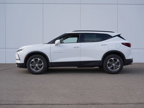 Used 2023 Chevrolet Blazer LT AWD/4WD image 6