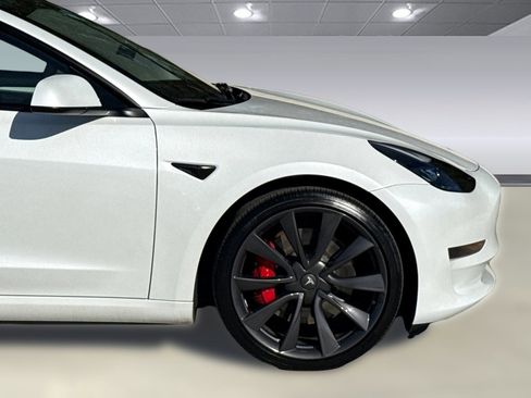Used 2023 Tesla Model 3 Performance image 33