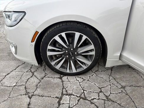 Used 2019 Lincoln MKZ Reserve image 30
