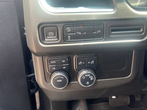 Used 2021 Chevrolet Tahoe Z71 AWD/4WD image 14