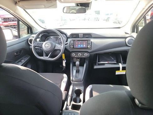 Used 2025 Nissan Versa S w/ S Plus Package image 8