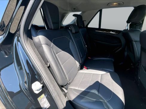 Used 2015 Mercedes-Benz ML 350 4MATIC image 19