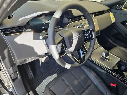 New 2026 Land Rover Range Rover Evoque S AWD/4WD image 14