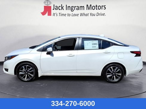 New 2025 Nissan Versa SV w/ Trunk Package image 2