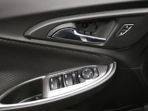 Used 2024 Chevrolet Malibu LT FWD image 11