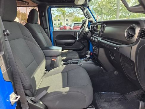 Used 2023 Jeep Wrangler Sport AWD/4WD image 17