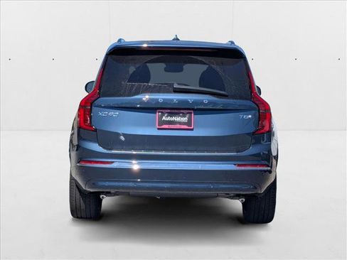 New 2026 Volvo XC90 T8 Plus w/ Protection Package Premier image 7