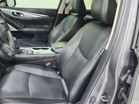 Used 2023 INFINITI Q50 Luxe w/ Cargo Package RWD image 11